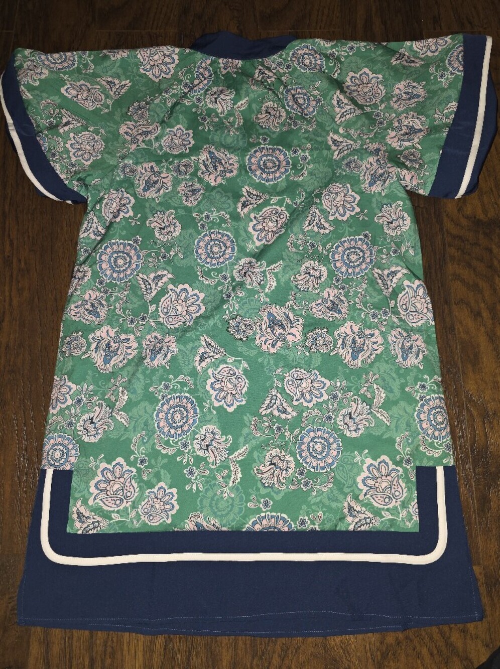 Women's Green Floral Mini Dress with Navy Trim - Picture 7 of 8